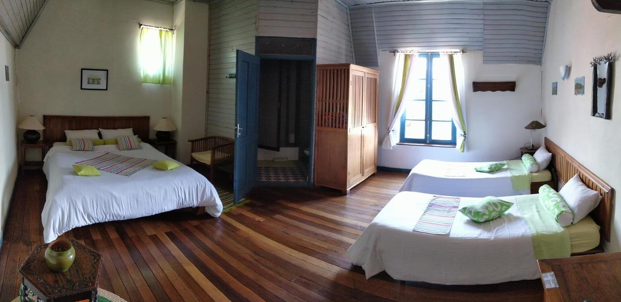 Hotel Le Trianon อันต์ซิราเบ ภายนอก รูปภาพ