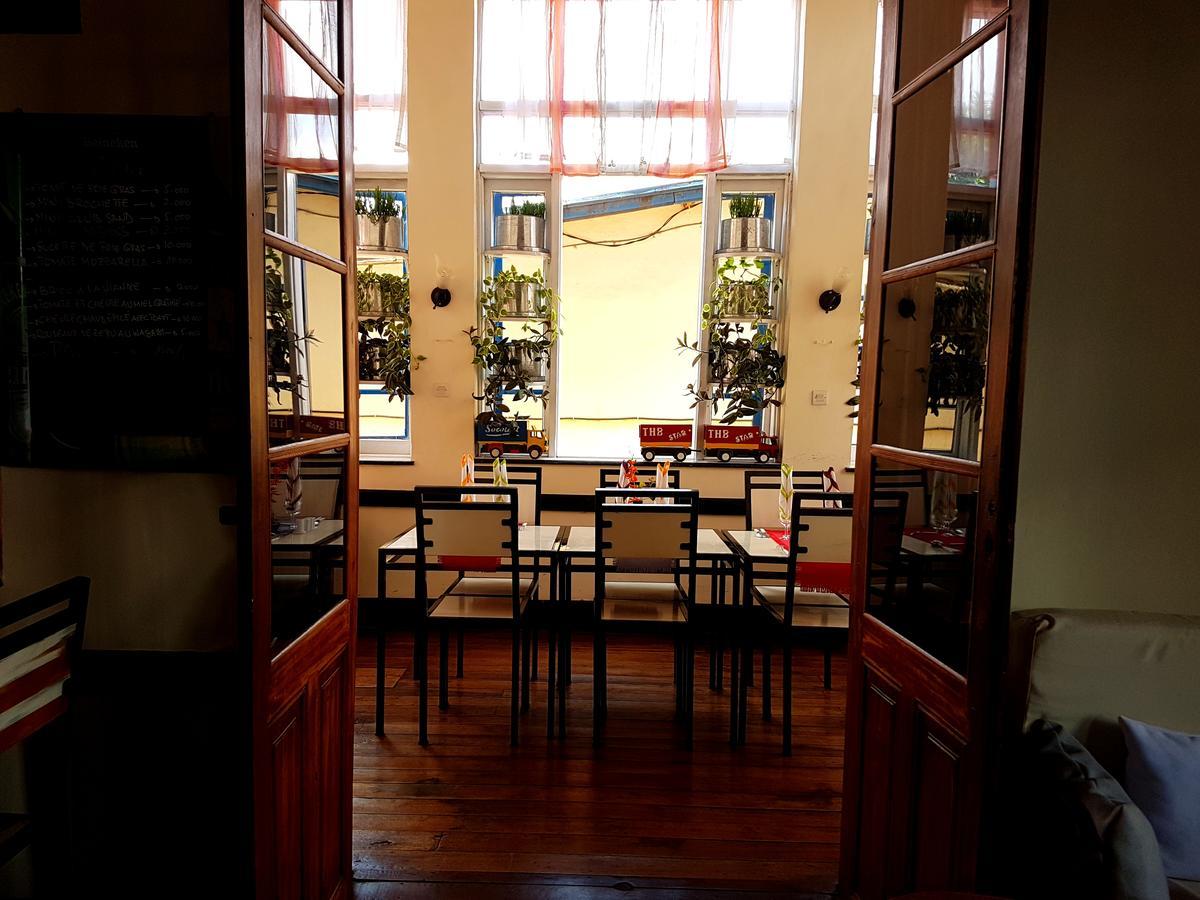 Hotel Le Trianon อันต์ซิราเบ ภายนอก รูปภาพ
