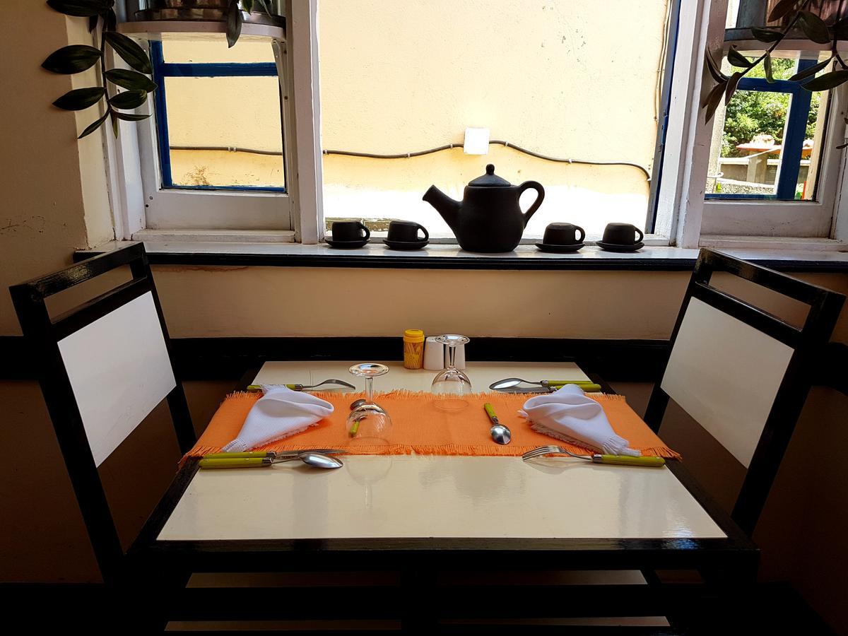Hotel Le Trianon อันต์ซิราเบ ภายนอก รูปภาพ