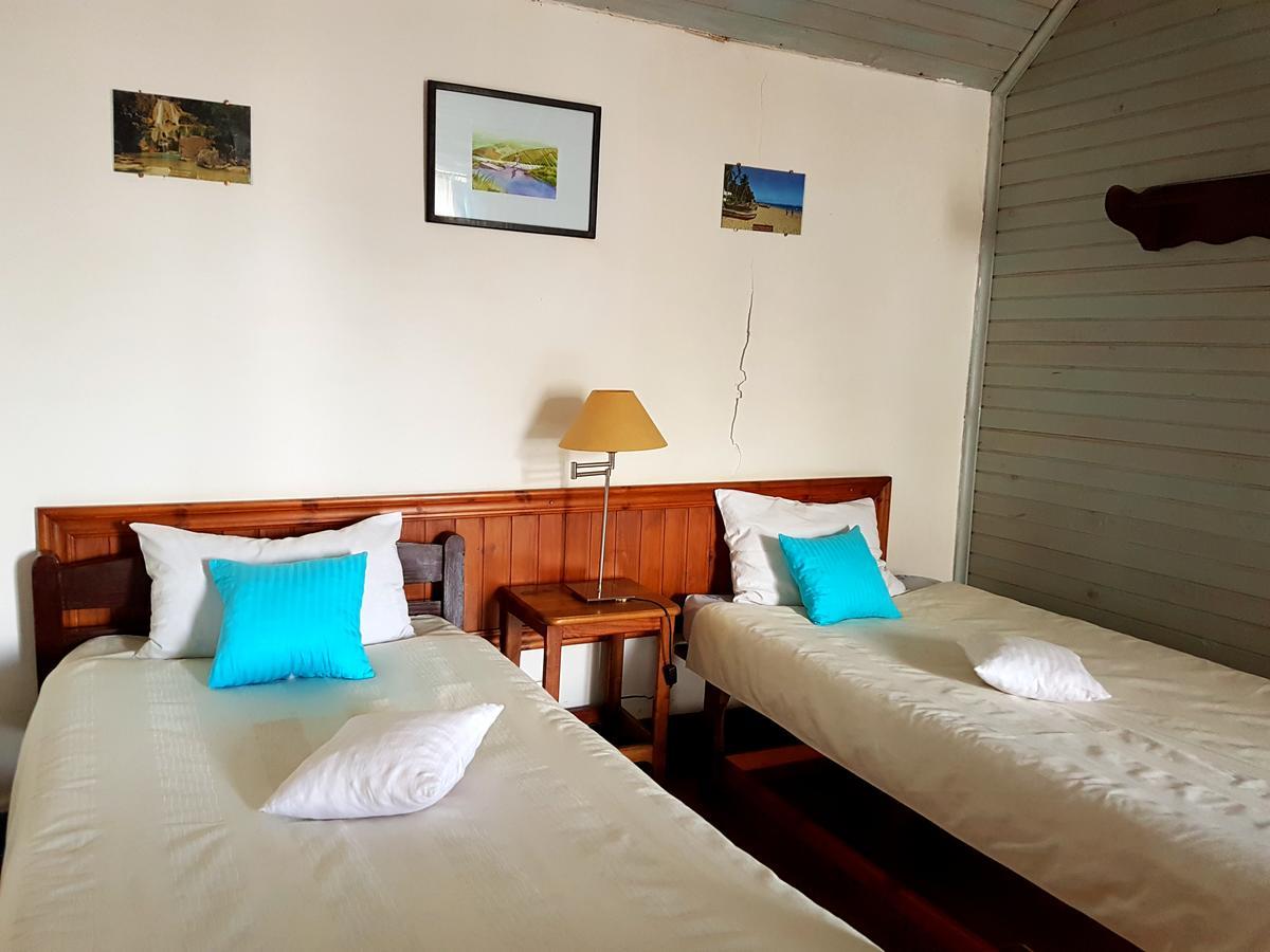 Hotel Le Trianon อันต์ซิราเบ ภายนอก รูปภาพ