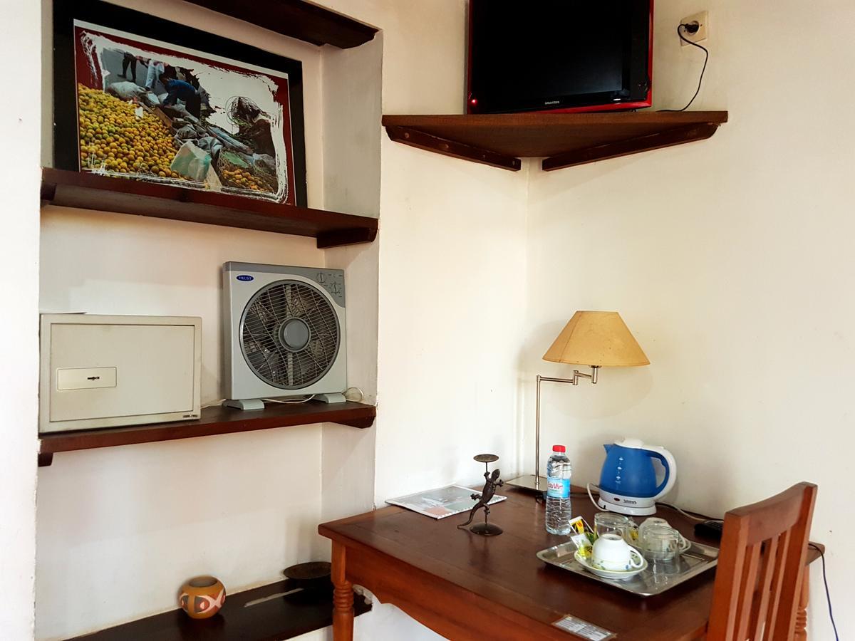 Hotel Le Trianon อันต์ซิราเบ ภายนอก รูปภาพ